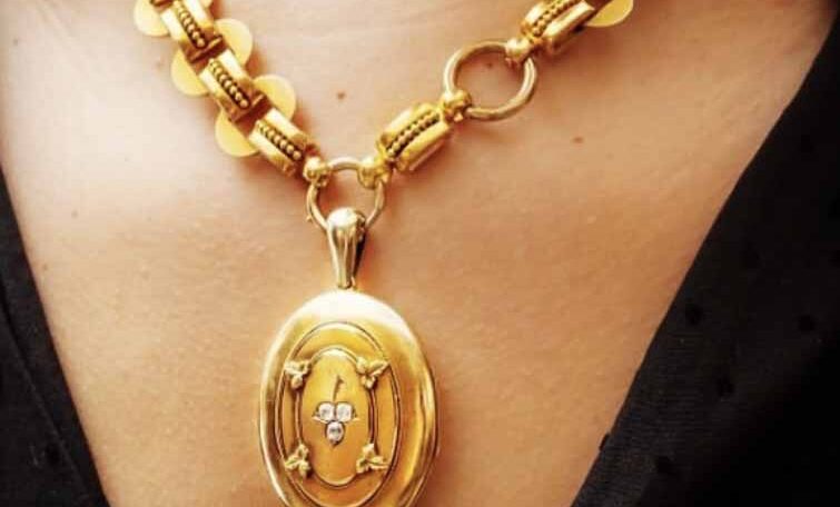 antique lockets